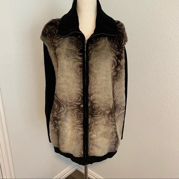 NWT  Lisa International Faux Fur Unique Rose Floral Sweater Jacket Zip Front 1X - Picture 1 of 13